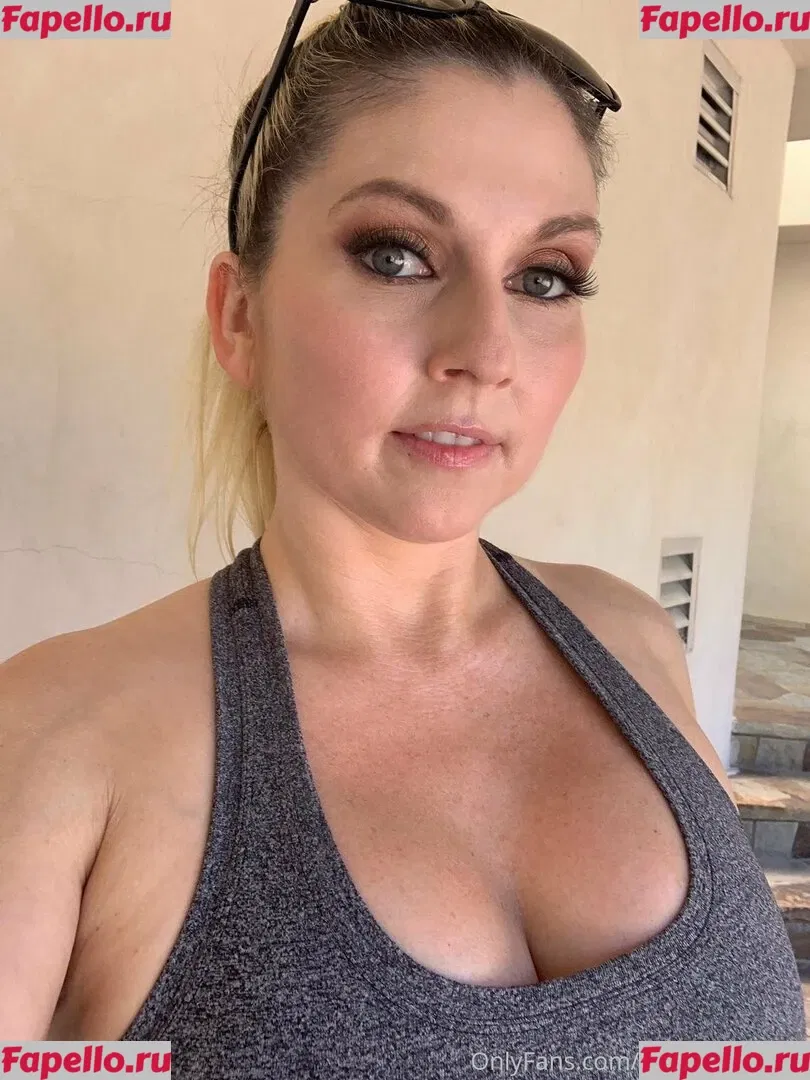 christiestevens Onlyfans Photo Gallery 