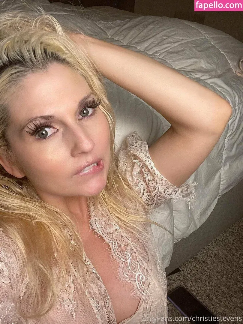 christiestevens Onlyfans Photo Gallery 