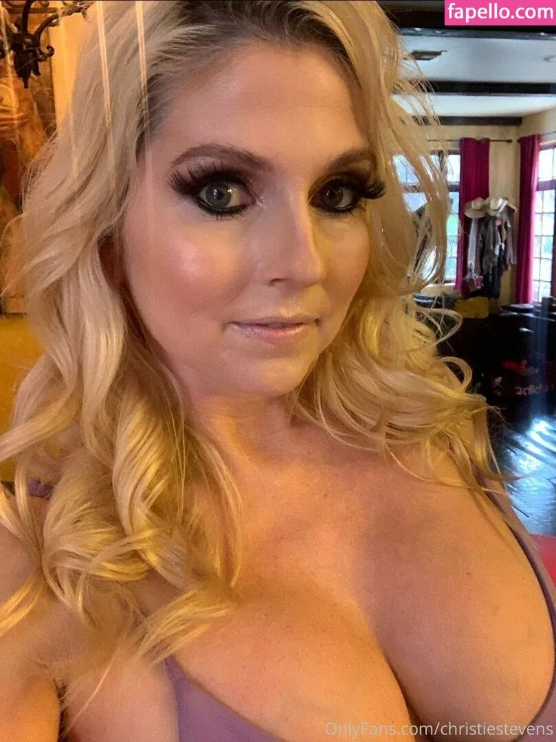 christiestevens Onlyfans Photo Gallery 