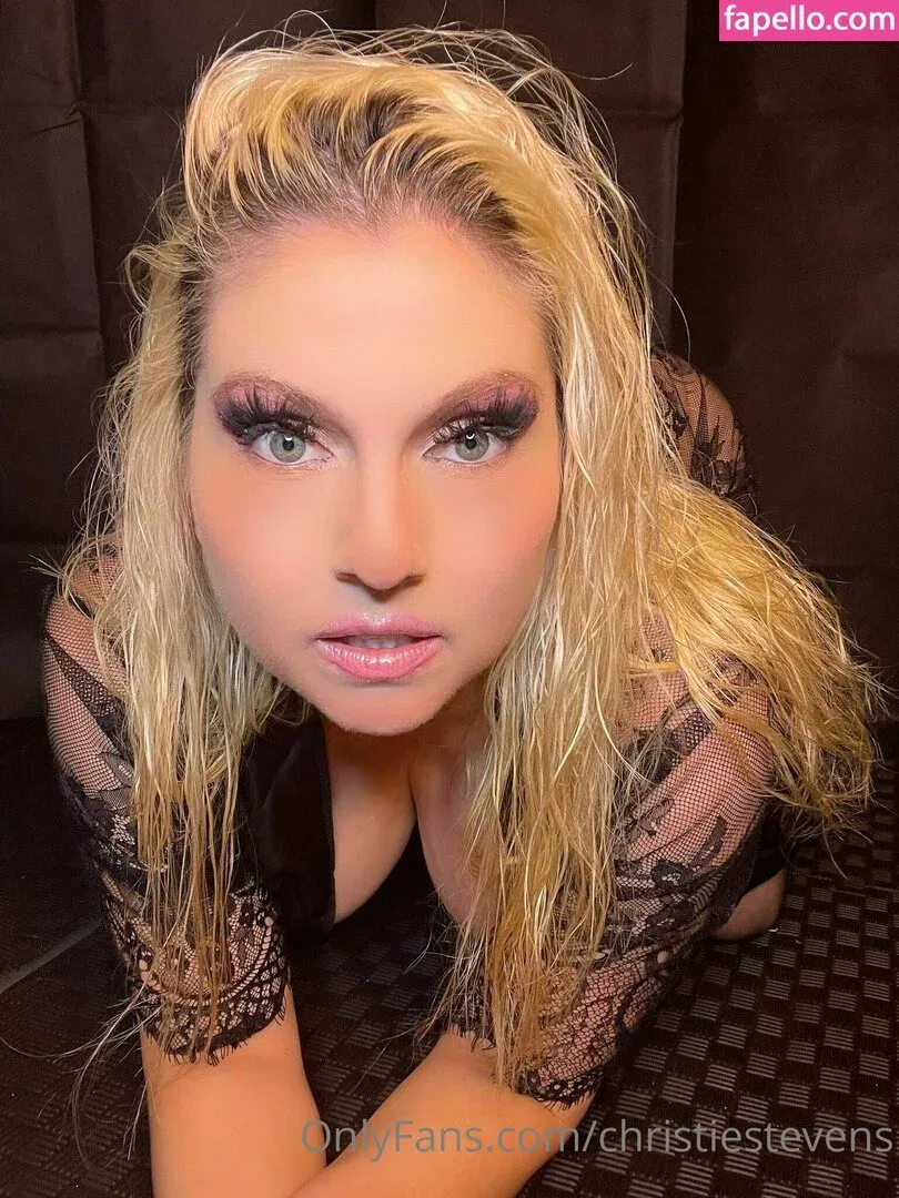 christiestevens Onlyfans Photo Gallery 