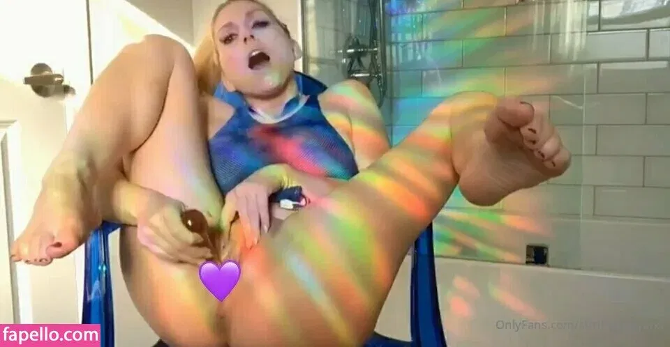 christiestevens Onlyfans Photo Gallery 