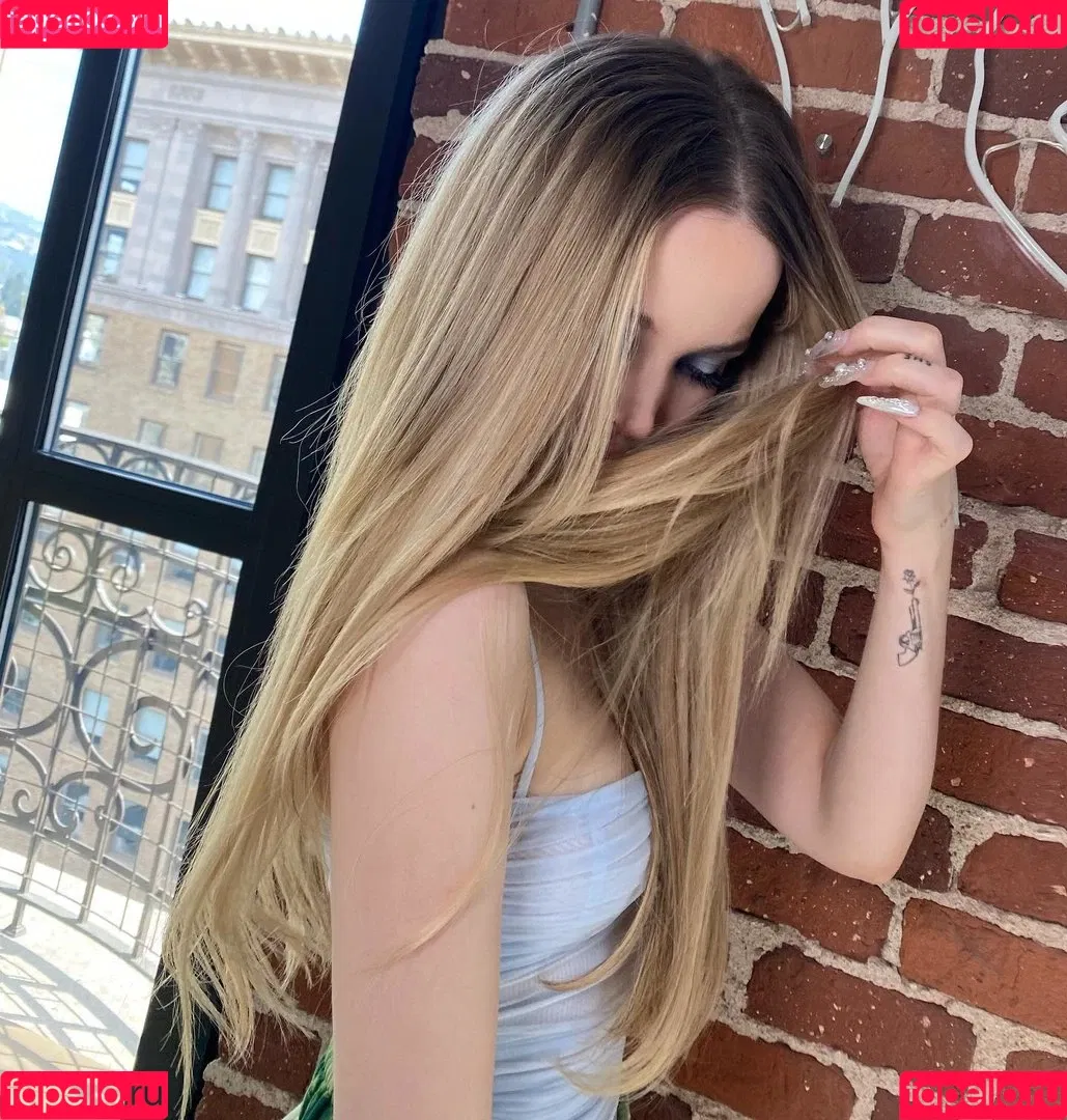 Dove Cameron Onlyfans Photo Gallery 
