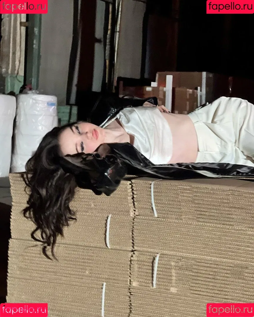 Dove Cameron Onlyfans Photo Gallery 