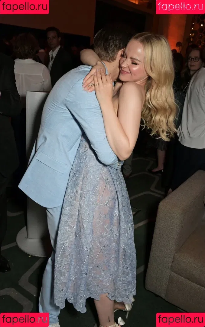 Dove Cameron Onlyfans Photo Gallery 