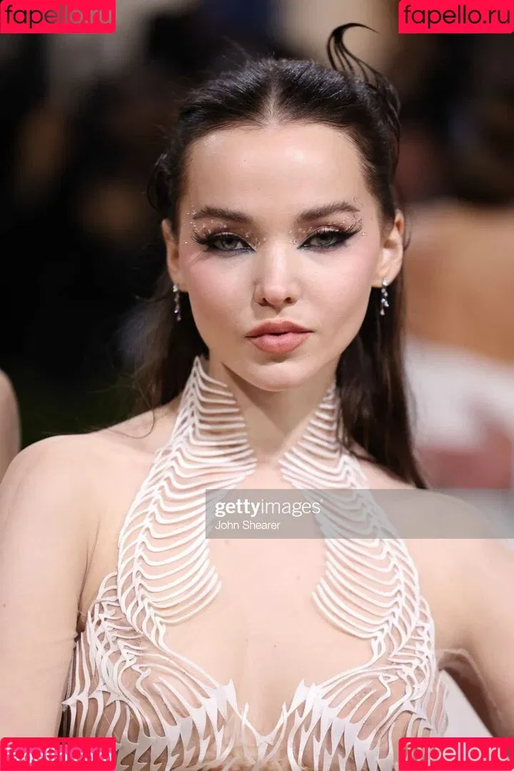 Dove Cameron Onlyfans Photo Gallery 