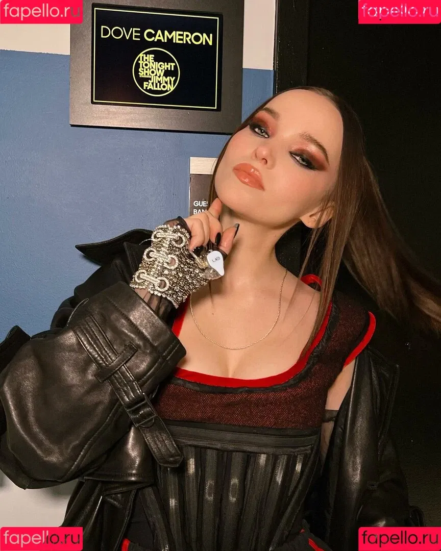 Dove Cameron Onlyfans Photo Gallery 