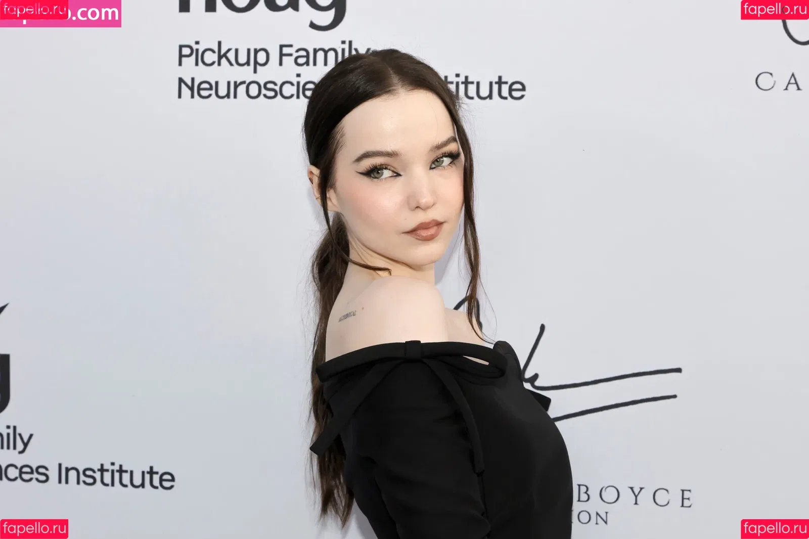 Dove Cameron Onlyfans Photo Gallery 