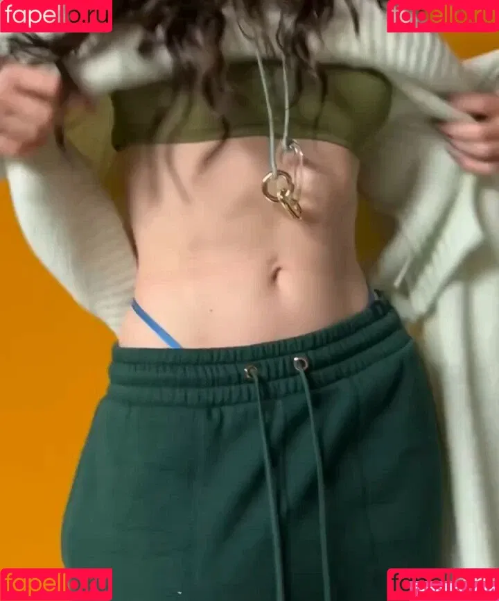 Dove Cameron Onlyfans Photo Gallery 