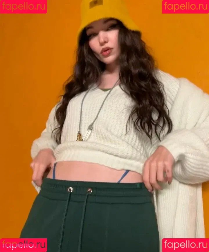 Dove Cameron Onlyfans Photo Gallery 