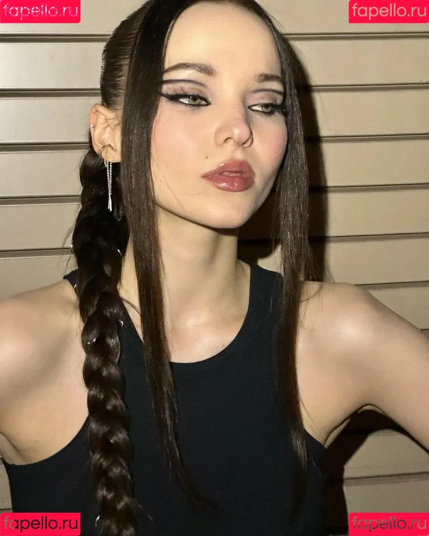 Dove Cameron Onlyfans Photo Gallery 