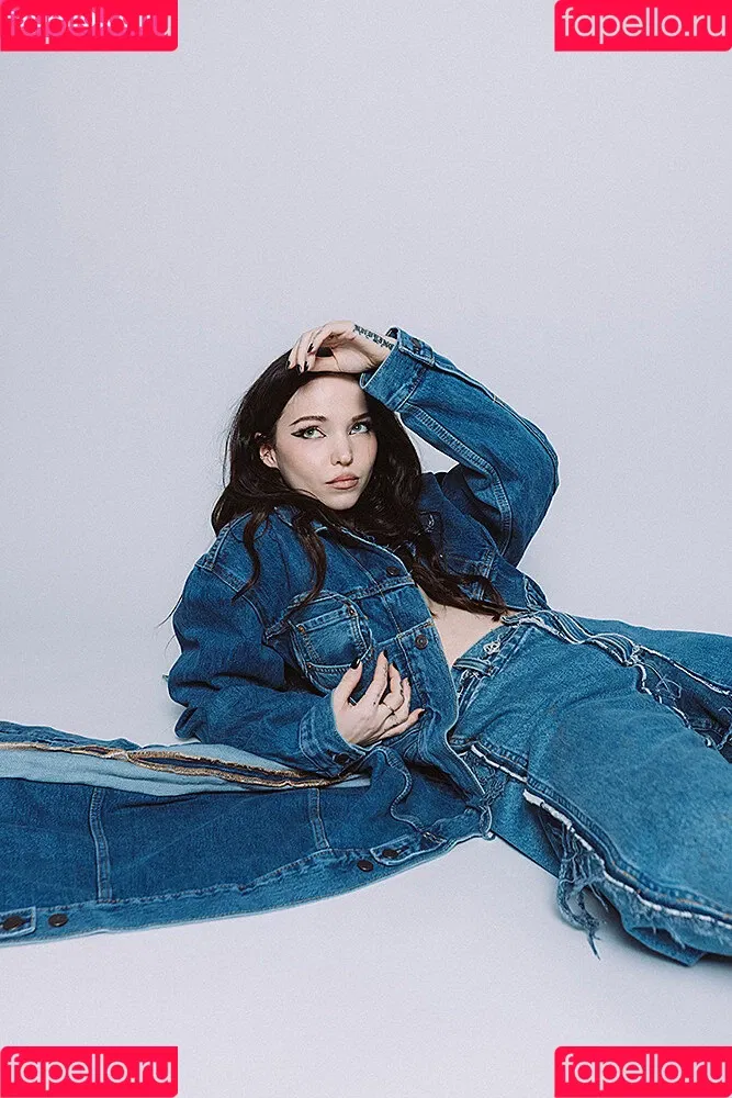 Dove Cameron Onlyfans Photo Gallery 