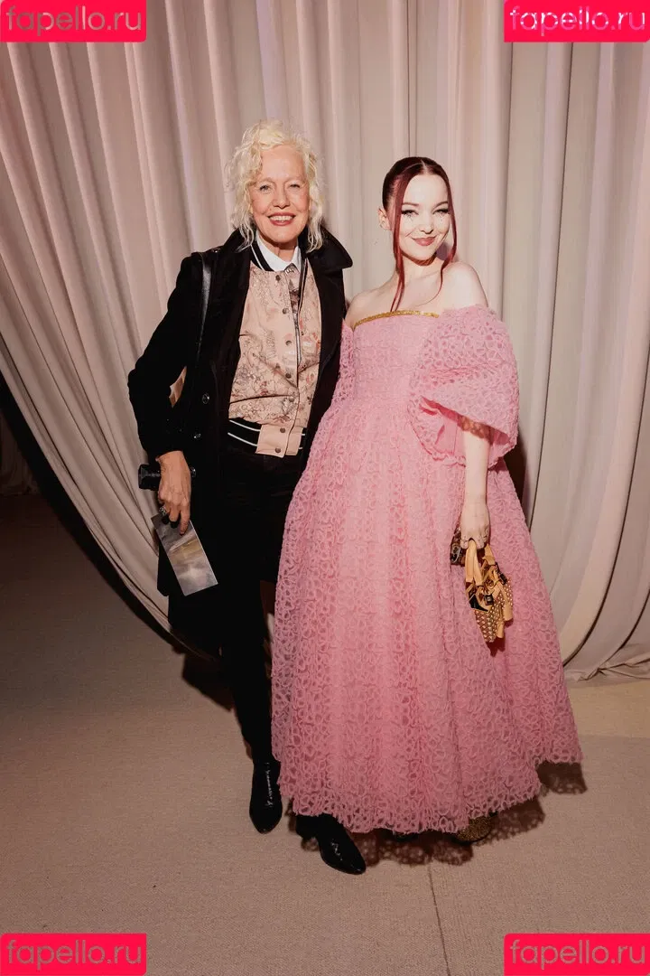 Dove Cameron Onlyfans Photo Gallery 