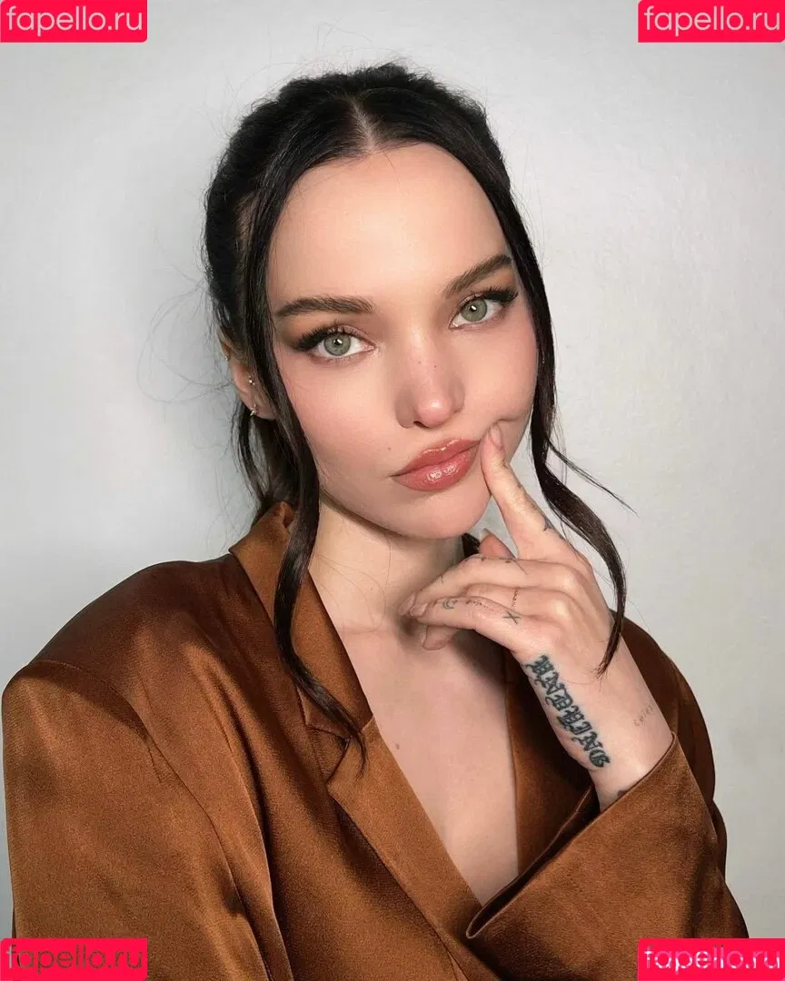 Dove Cameron Onlyfans Photo Gallery 