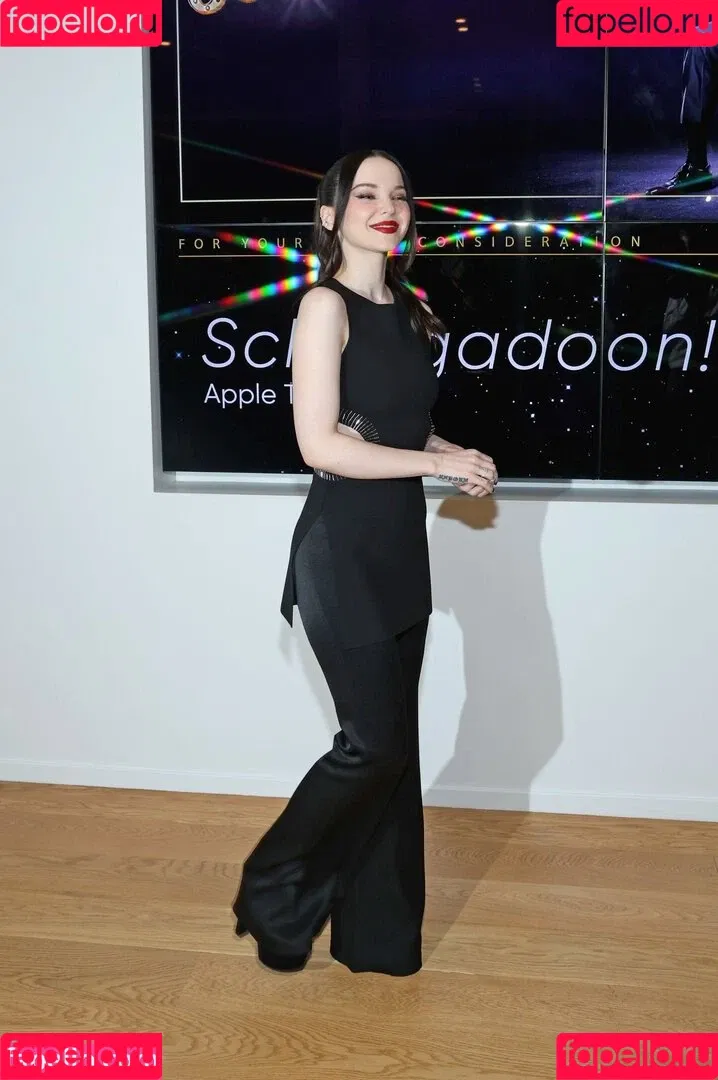Dove Cameron Onlyfans Photo Gallery 