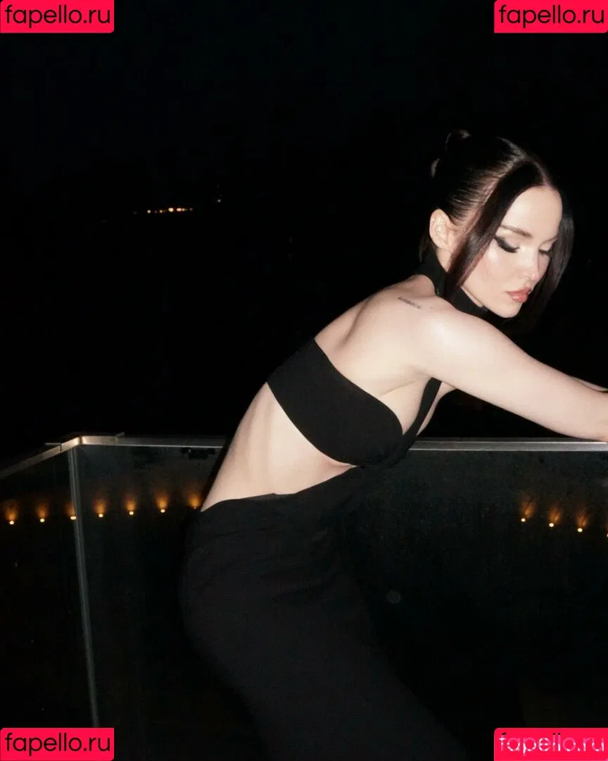 Dove Cameron Onlyfans Photo Gallery 