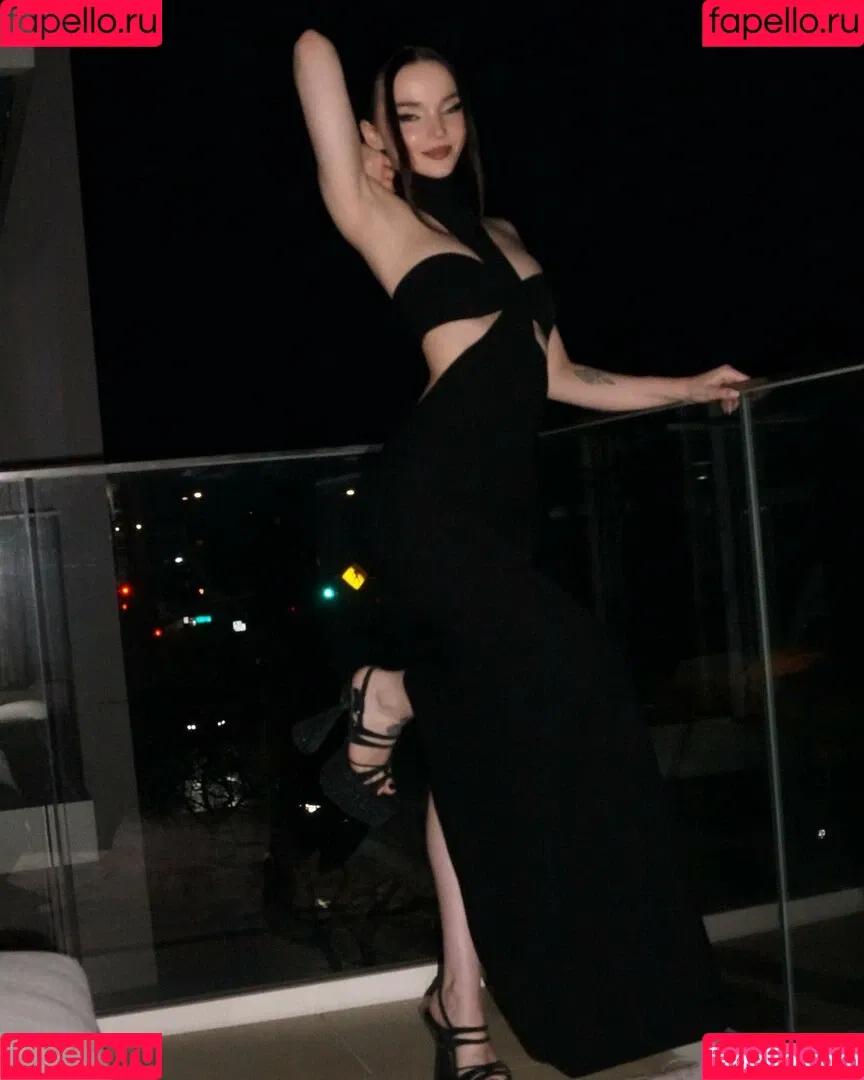 Dove Cameron Onlyfans Photo Gallery 
