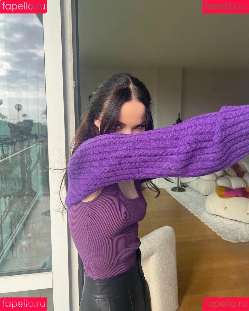 Dove Cameron Onlyfans Photo Gallery 