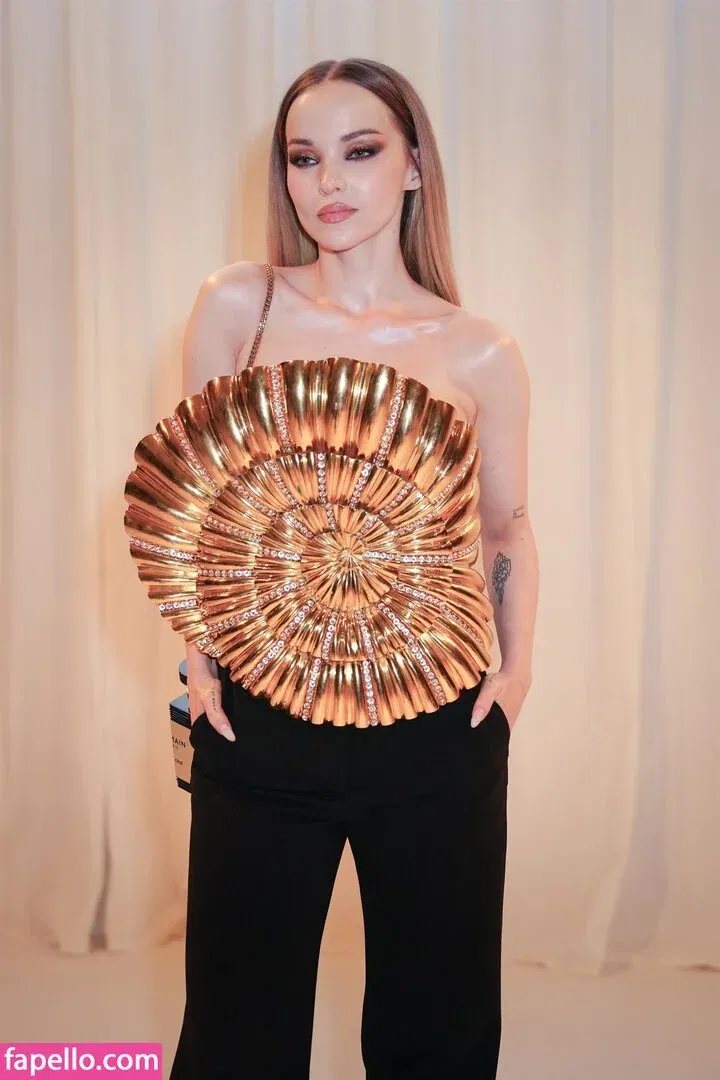 Dove Cameron Onlyfans Photo Gallery 