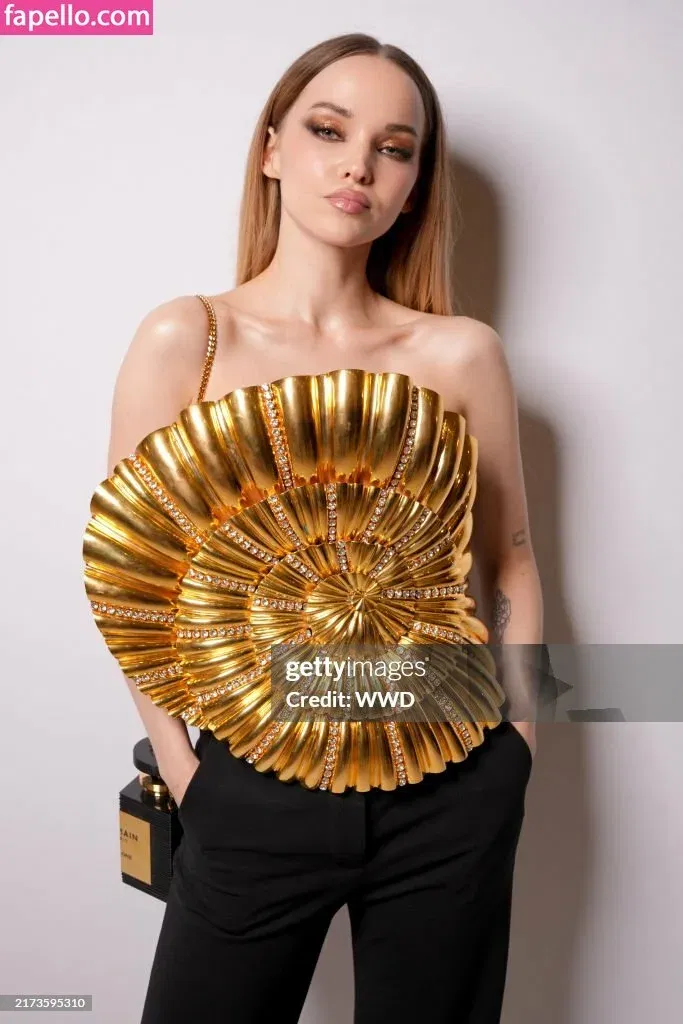 Dove Cameron Onlyfans Photo Gallery 