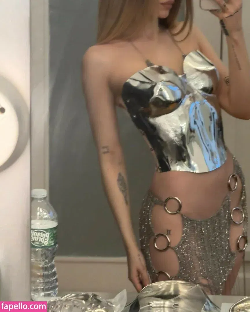 Dove Cameron Onlyfans Photo Gallery 