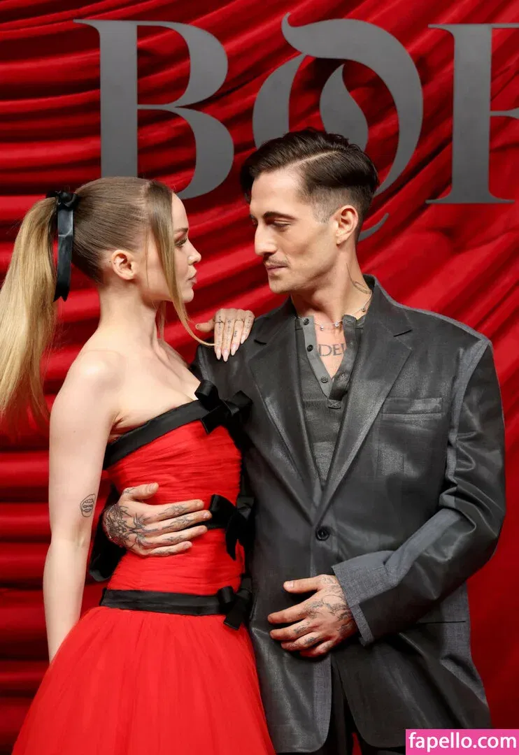 Dove Cameron Onlyfans Photo Gallery 