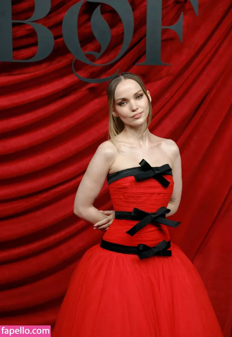 Dove Cameron Onlyfans Photo Gallery 