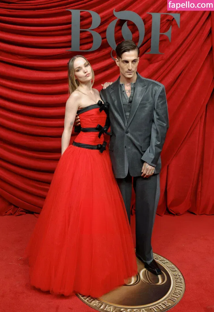 Dove Cameron Onlyfans Photo Gallery 