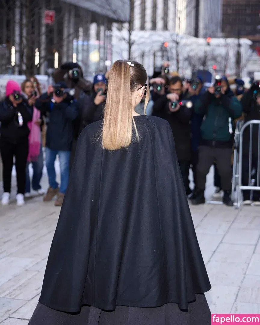 Dove Cameron Onlyfans Photo Gallery 