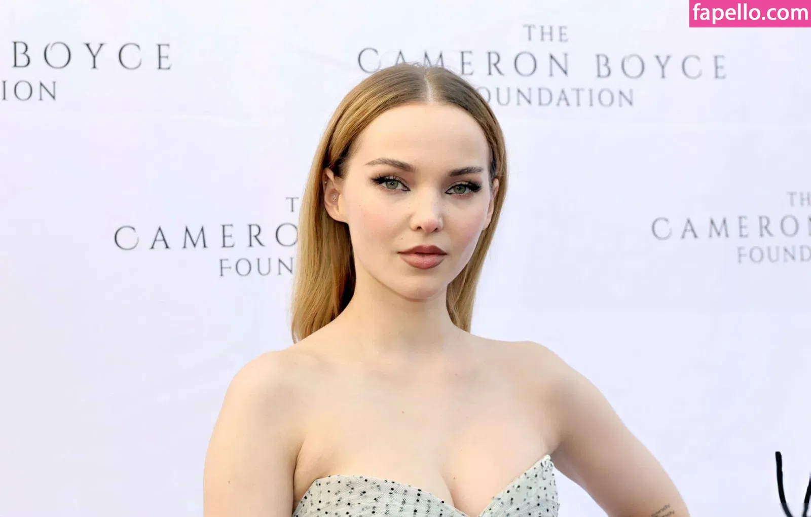 Dove Cameron Onlyfans Photo Gallery 