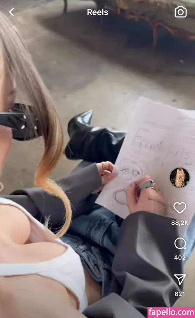 Dove Cameron Onlyfans Photo Gallery 