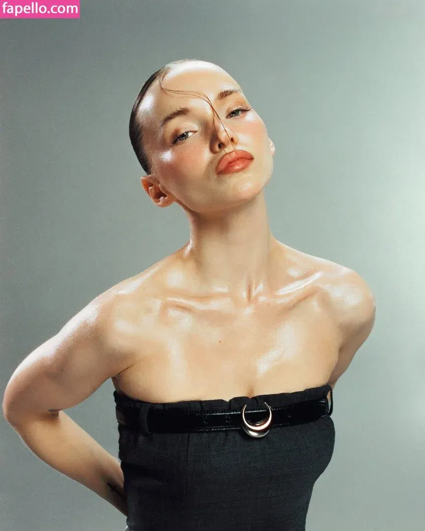 Dove Cameron Onlyfans Photo Gallery 