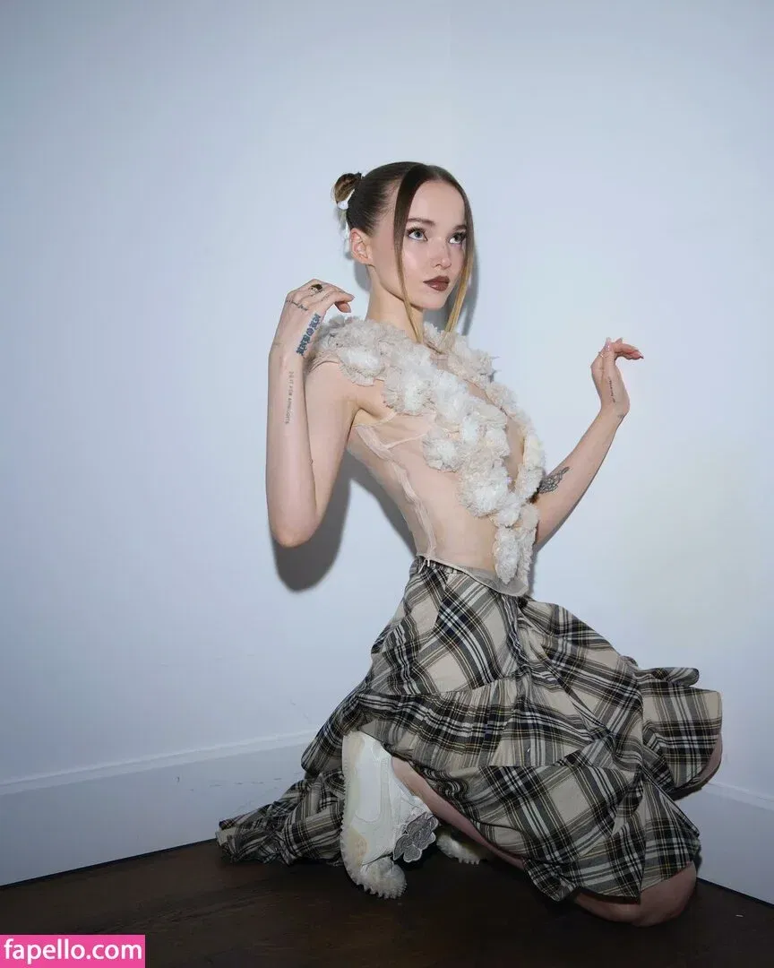 Dove Cameron Onlyfans Photo Gallery 