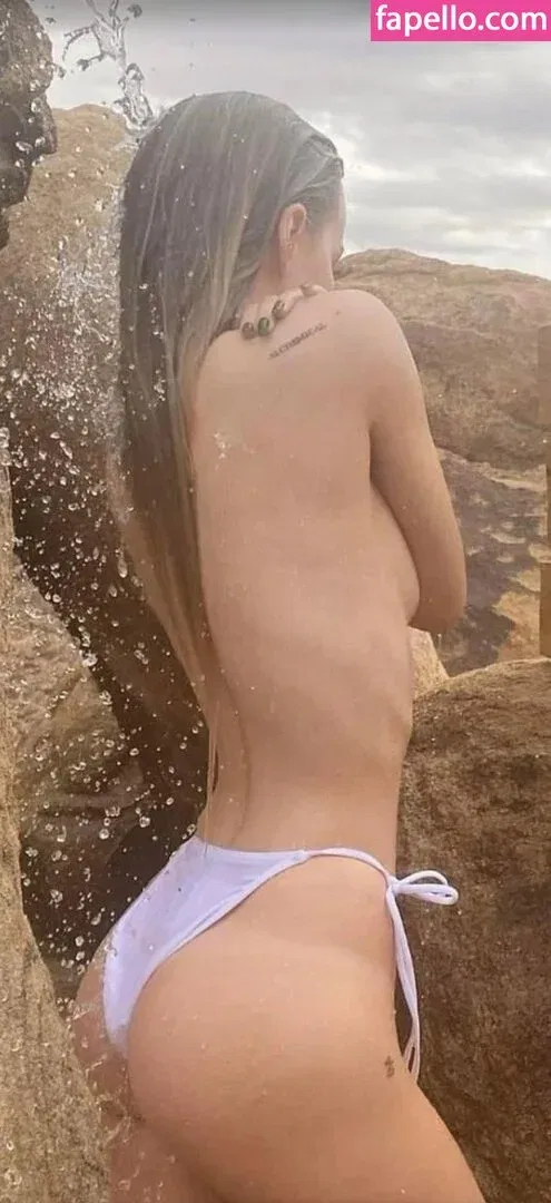 Dove Cameron Onlyfans Photo Gallery 