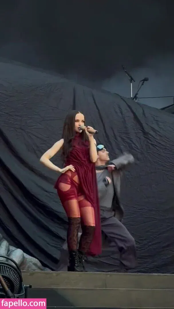 Dove Cameron Onlyfans Photo Gallery 