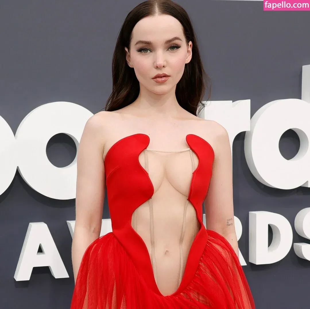 Dove Cameron Onlyfans Photo Gallery 