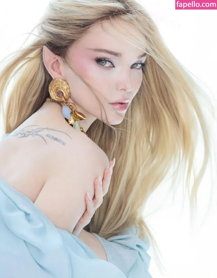 Dove Cameron Onlyfans Photo Gallery 