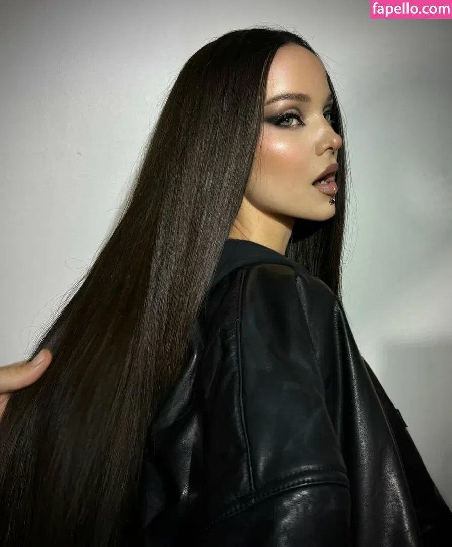 Dove Cameron Onlyfans Photo Gallery 