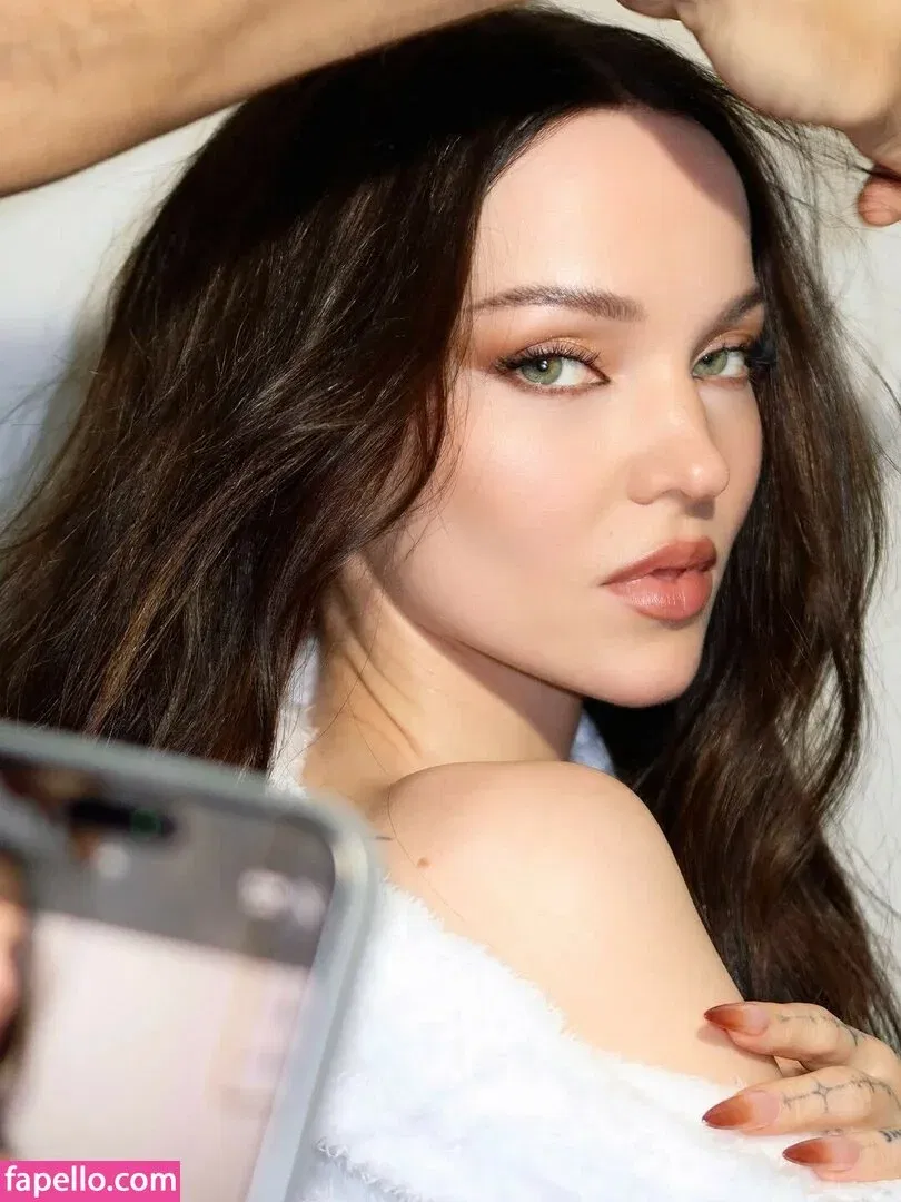 Dove Cameron Onlyfans Photo Gallery 