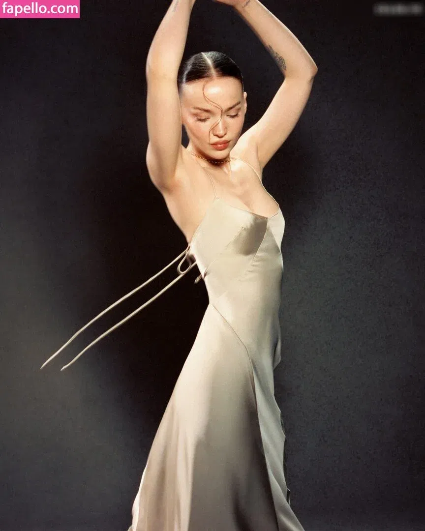 Dove Cameron Onlyfans Photo Gallery 