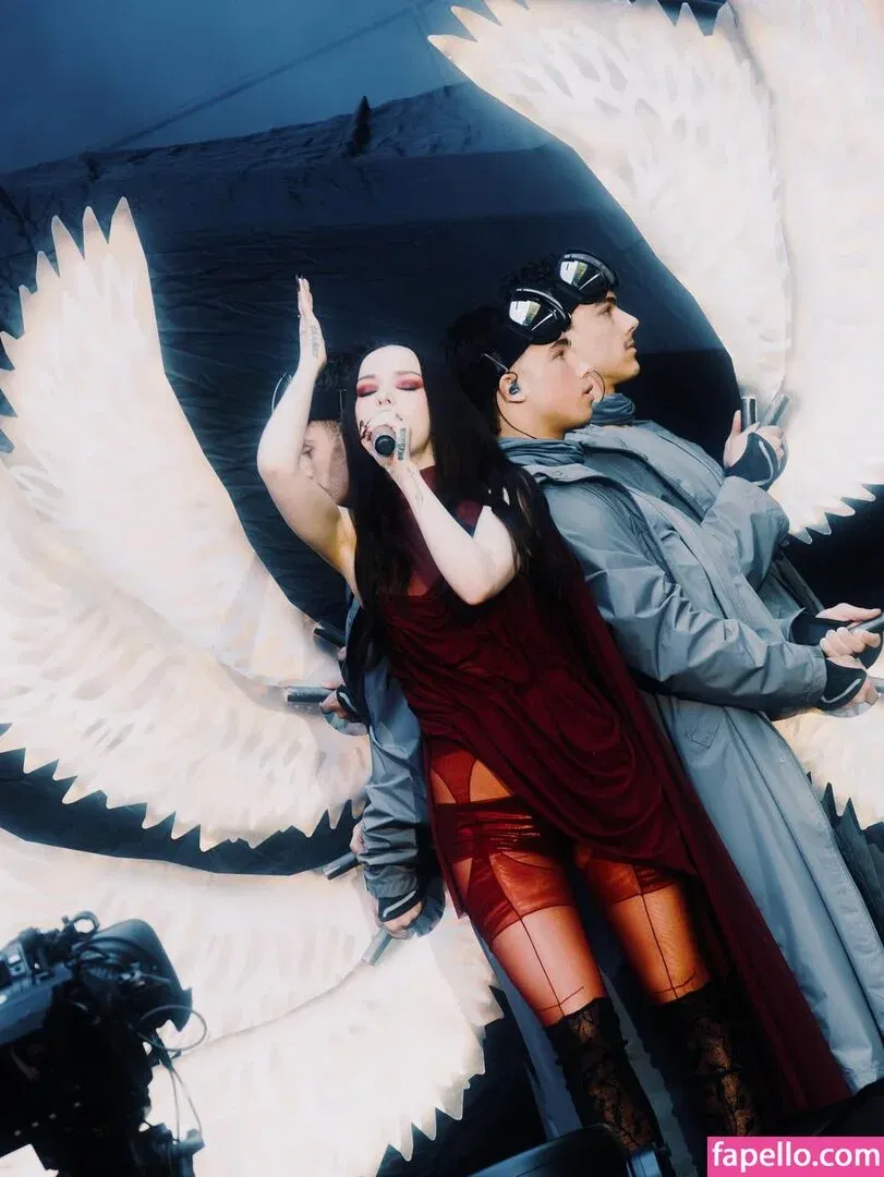 Dove Cameron Onlyfans Photo Gallery 