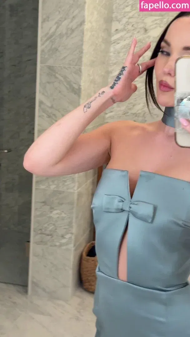 Dove Cameron Onlyfans Photo Gallery 