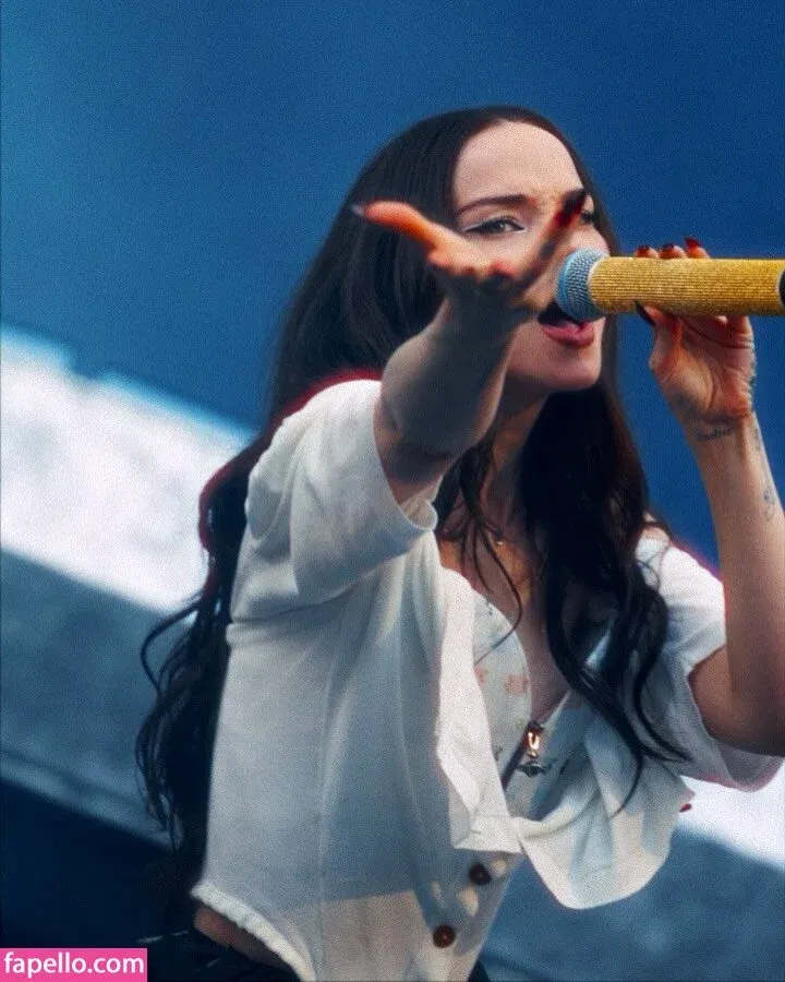 Dove Cameron Onlyfans Photo Gallery 