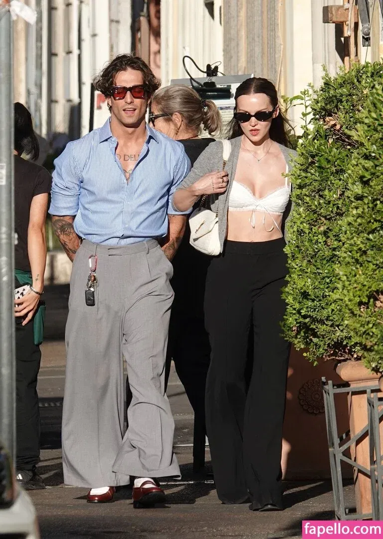 Dove Cameron Onlyfans Photo Gallery 