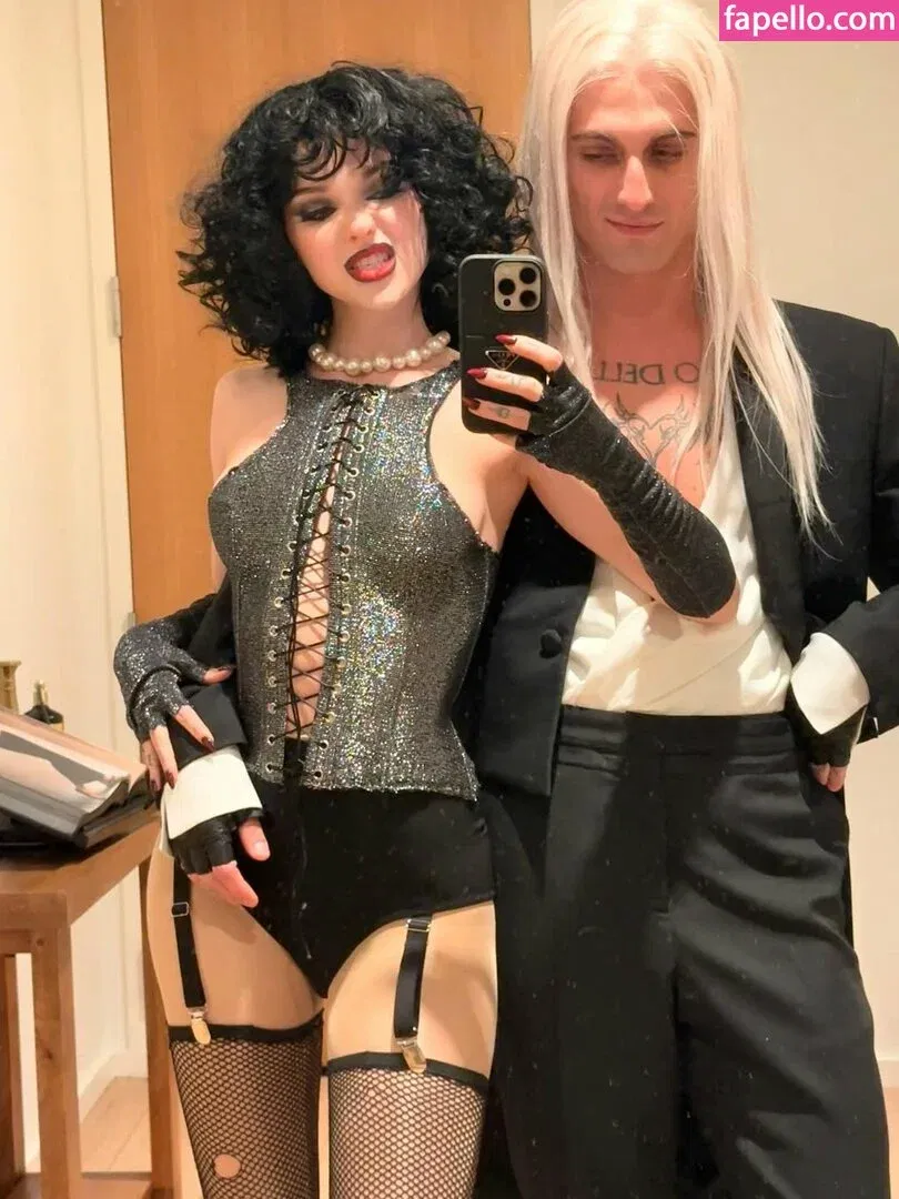 Dove Cameron Onlyfans Photo Gallery 