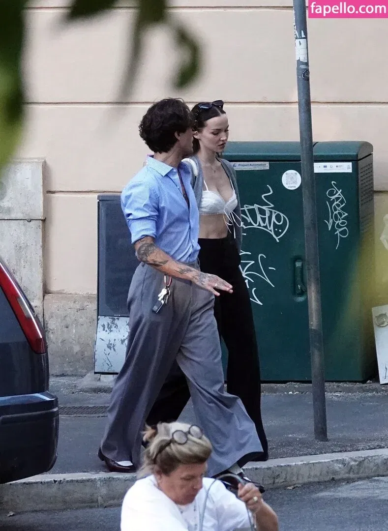 Dove Cameron Onlyfans Photo Gallery 