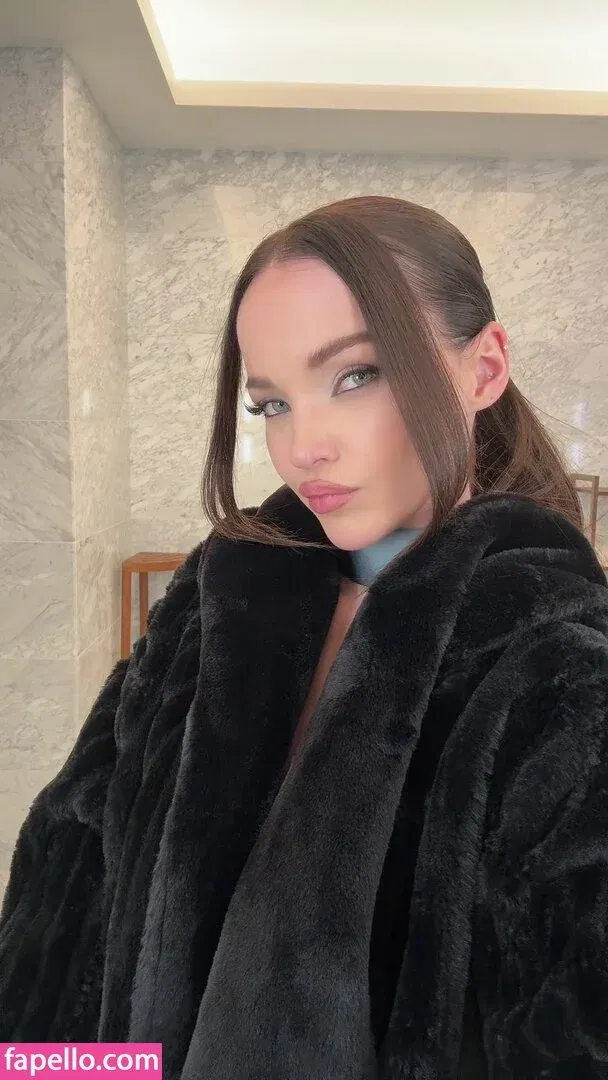Dove Cameron Onlyfans Photo Gallery 