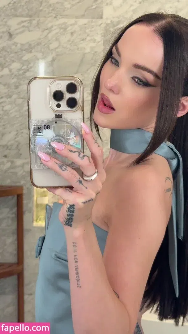 Dove Cameron Onlyfans Photo Gallery 