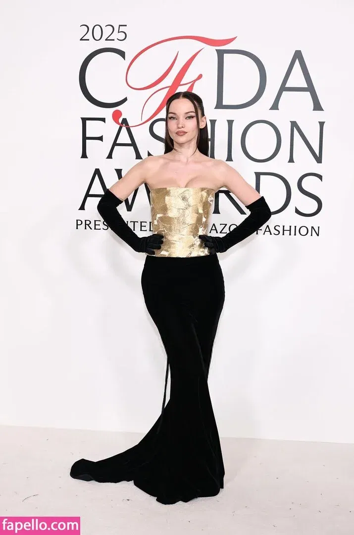 Dove Cameron Onlyfans Photo Gallery 