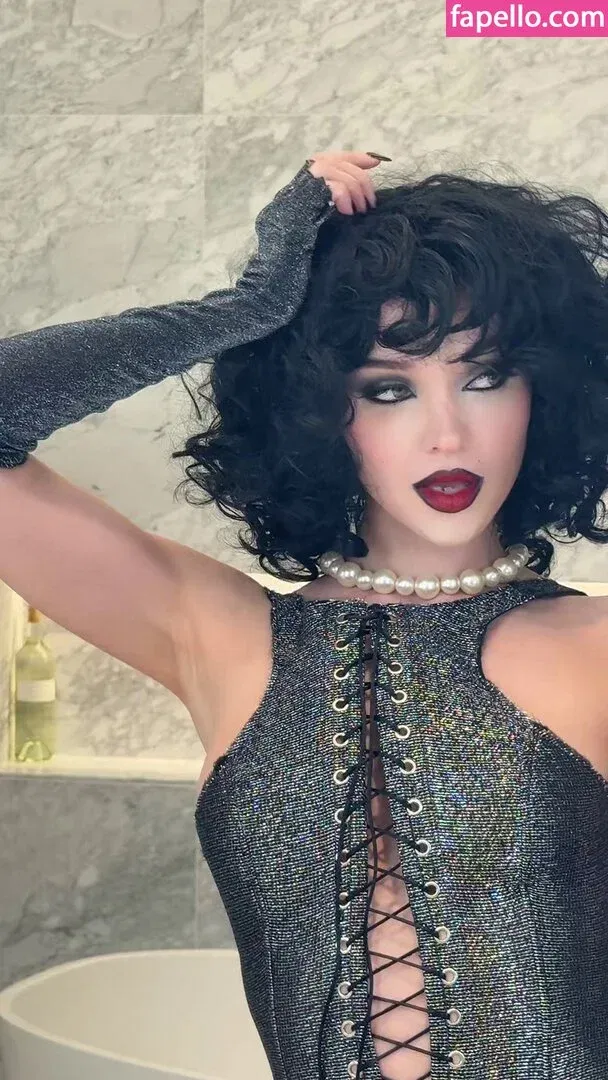 Dove Cameron Onlyfans Photo Gallery 