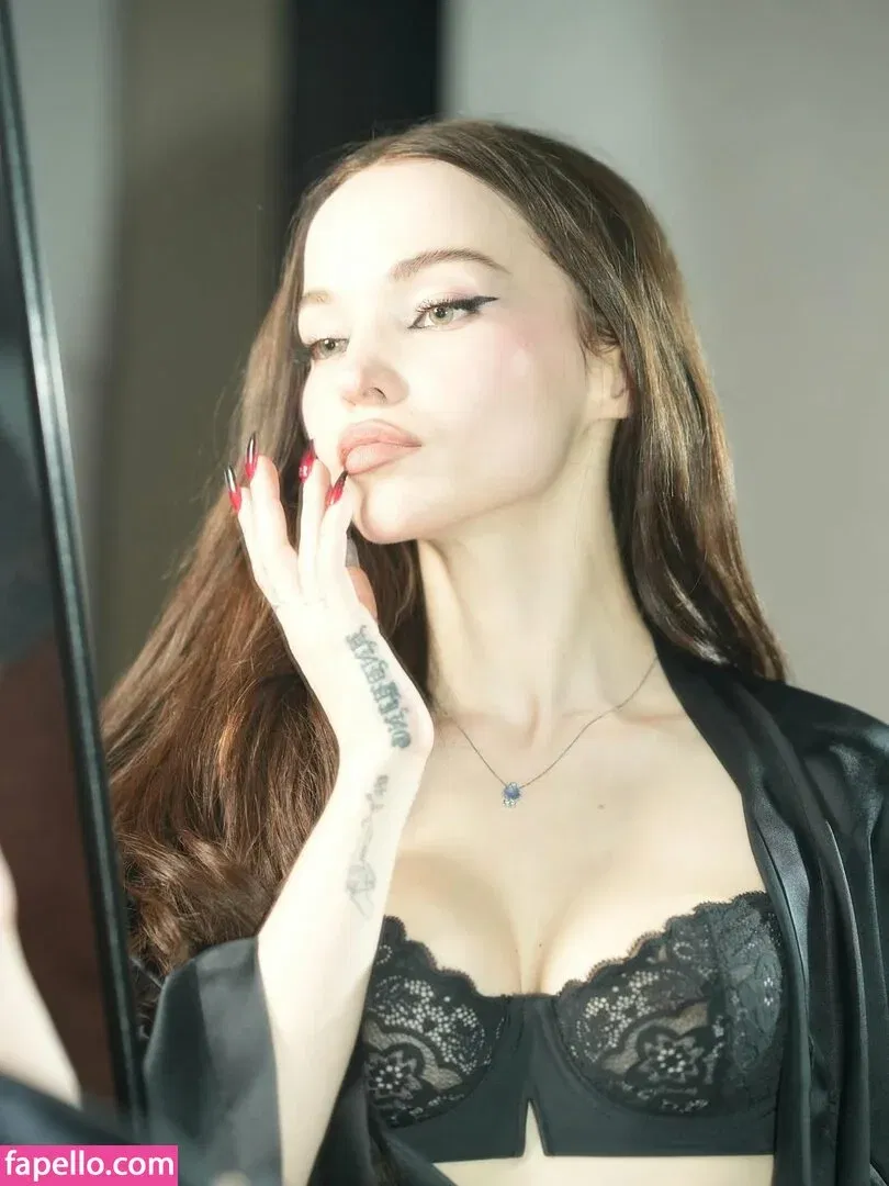 Dove Cameron Onlyfans Photo Gallery 